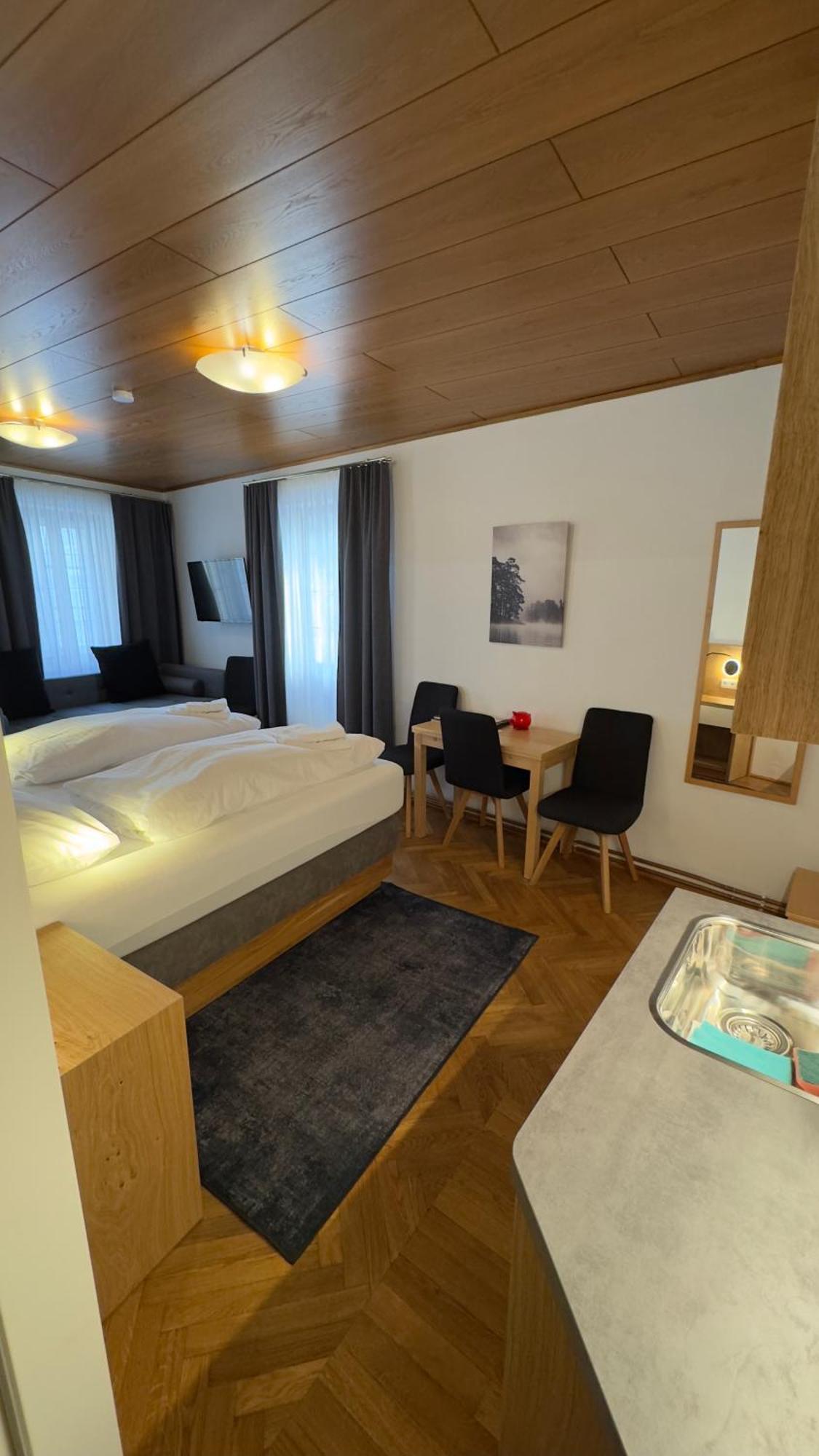 Guesthouse Mozart - Apartment House Salzburg Luaran gambar